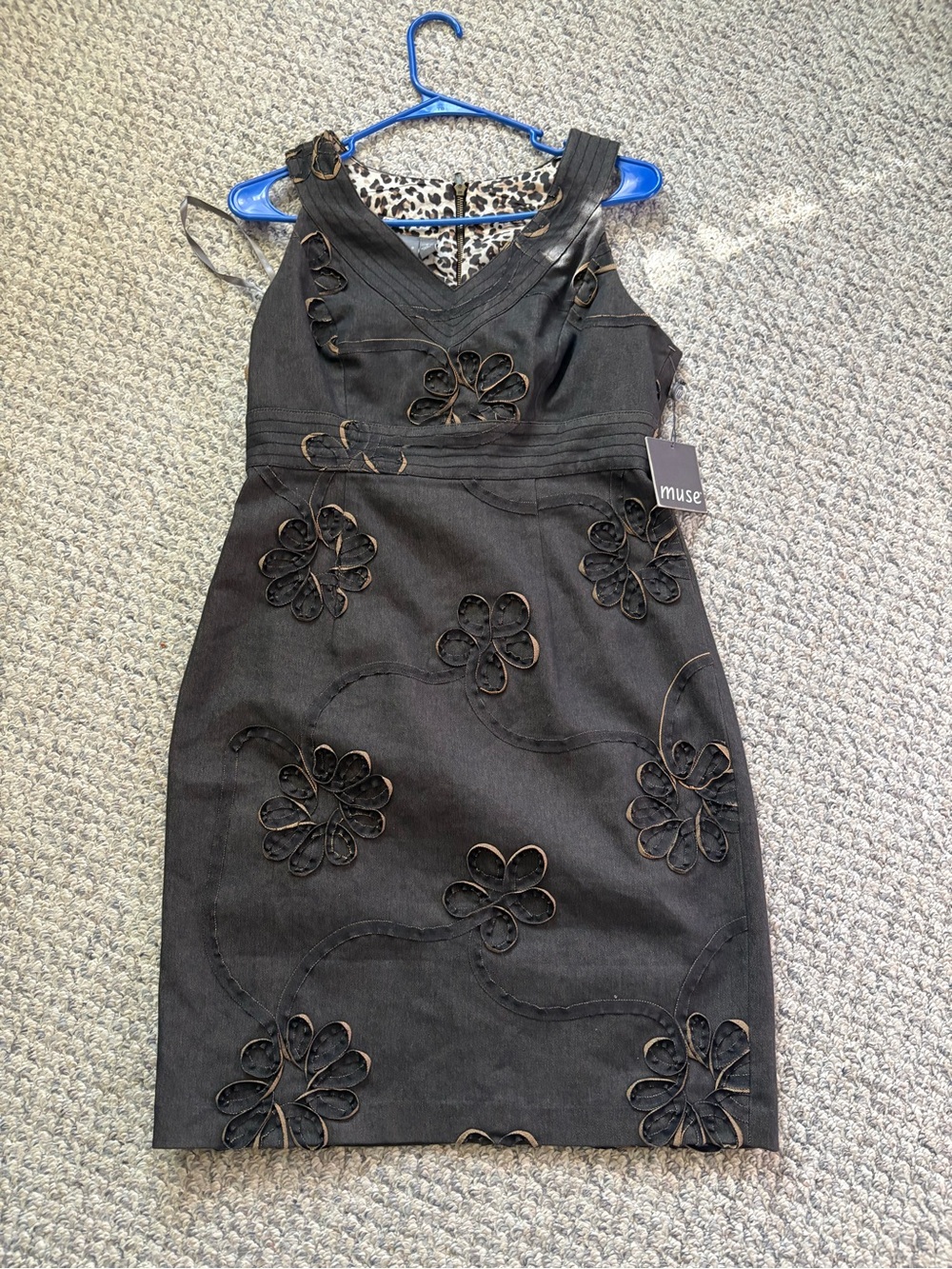 NWT Muse Black Floral Cutout V-Neck Mini Dress